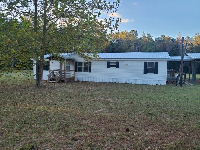 Building Photo - 3/2 on 6 Acres in Archer!