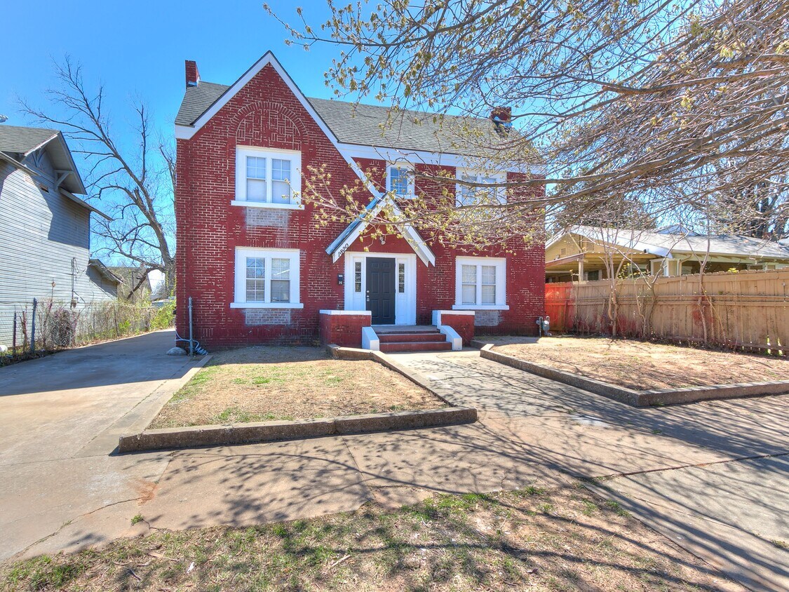 Photo - 1820 NW 11th St (Oklahoma City, OK)