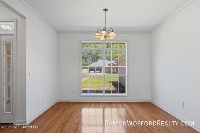 Photo - 139 Hunters Row