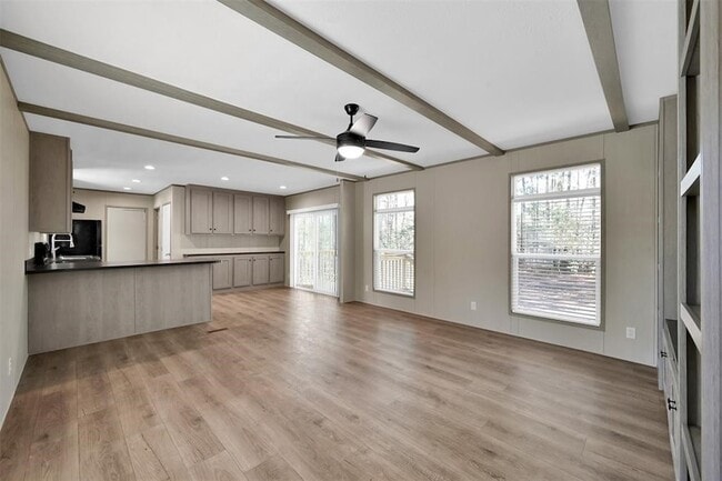 Photo - 21195 Security Cemetery Rd