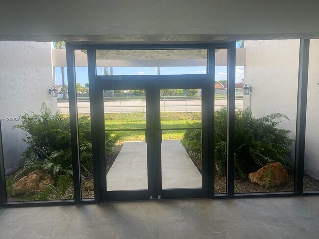 Photo - 9520 SW 8th St Unit 118