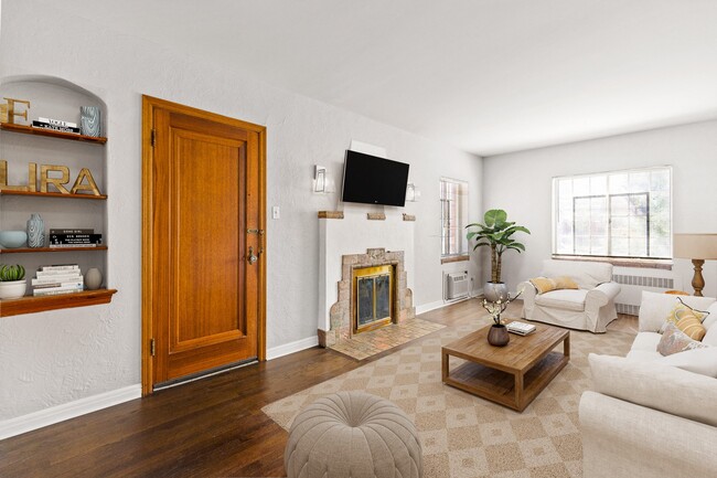 Photo - 1400 Clermont