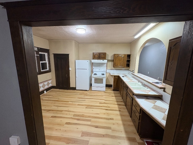 Photo - 313 E 5th St Unidad 1