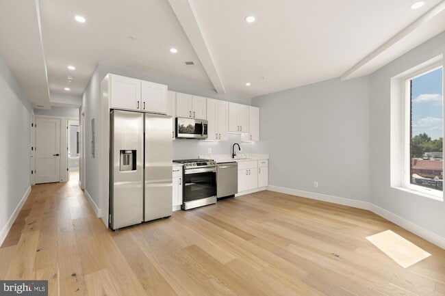 Photo - 3215 Mt Pleasant St NW Unit 302