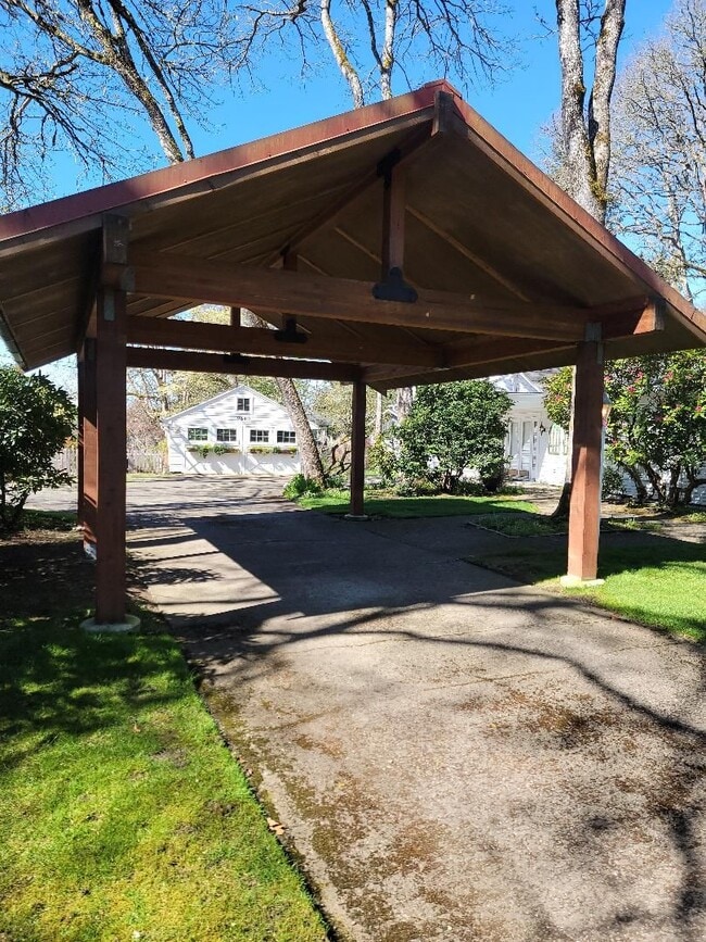 Photo - Beautiful Craftsman-style 3 bedroom, 2 bath home (1632 sq ft)  near Lake Steilacoom PLUS studio c...