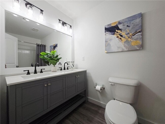 Photo - 2529 Piering Dr