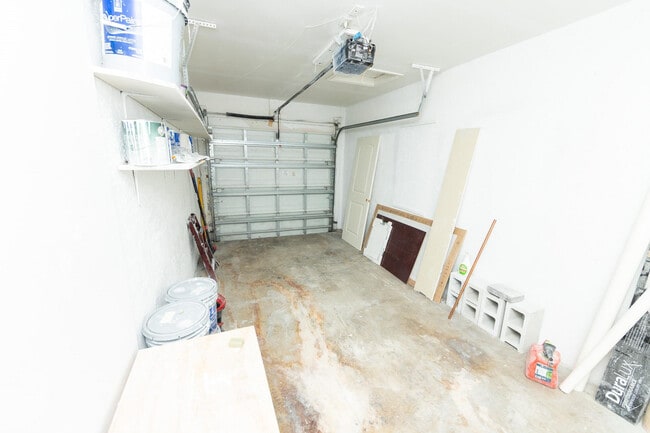 Photo - 8939 NW 23rd St