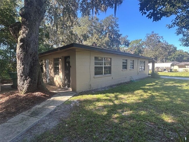 Building Photo - 267 Seminole Ave