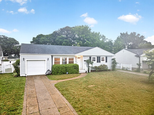 Photo - 8516 Halprin Dr