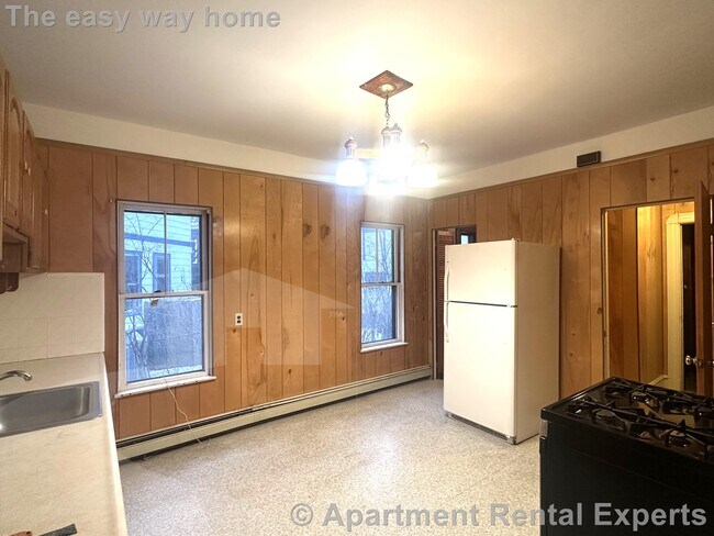 Photo - 18 Holyoke Rd Unit #1