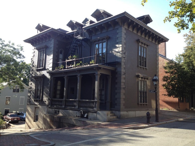 Building Photo