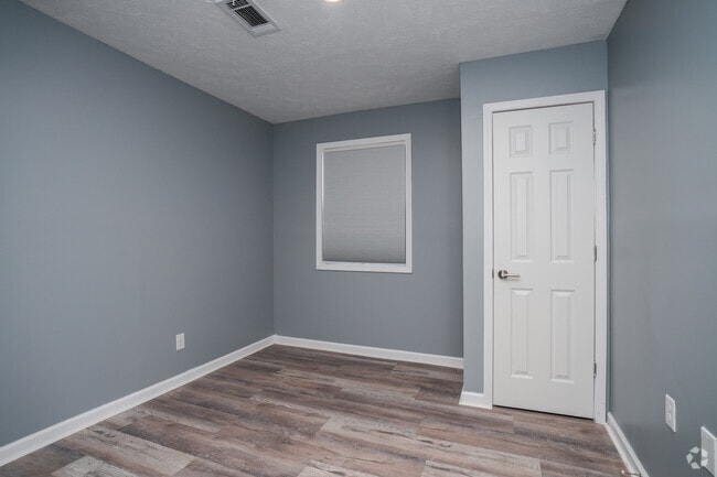 2BR, 1 BA - 600SF - Second Bedroom - Russell Ridge Estates