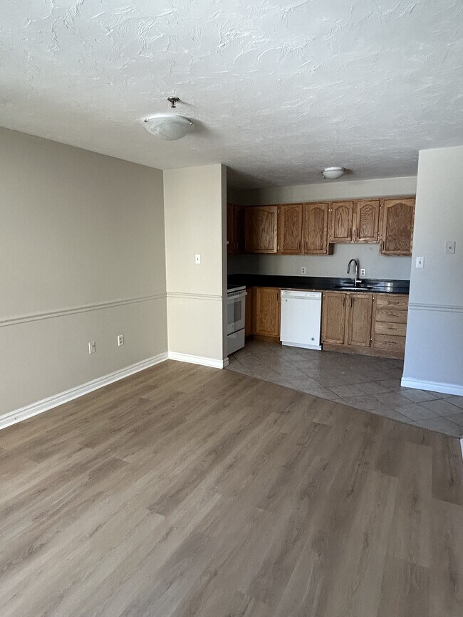 Photo - 5778-5778 South St Unité 303