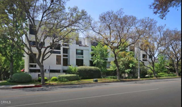 Building Photo - 500 E Del Mar Blvd Rental