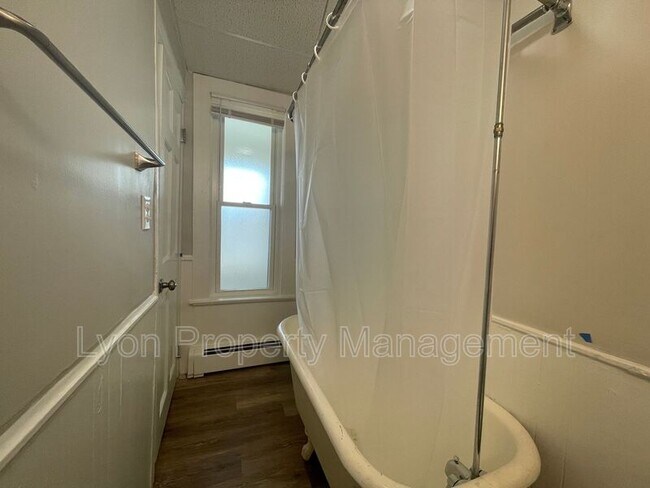 Photo - 171 Rathbun St Unidad 1R