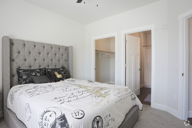 Osprey Master Bedroom - The Landing at Vancouver Apartments
