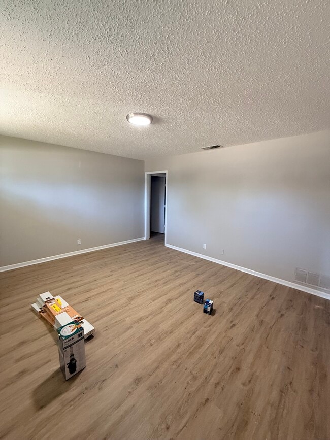 Photo - 6003 Sayle St