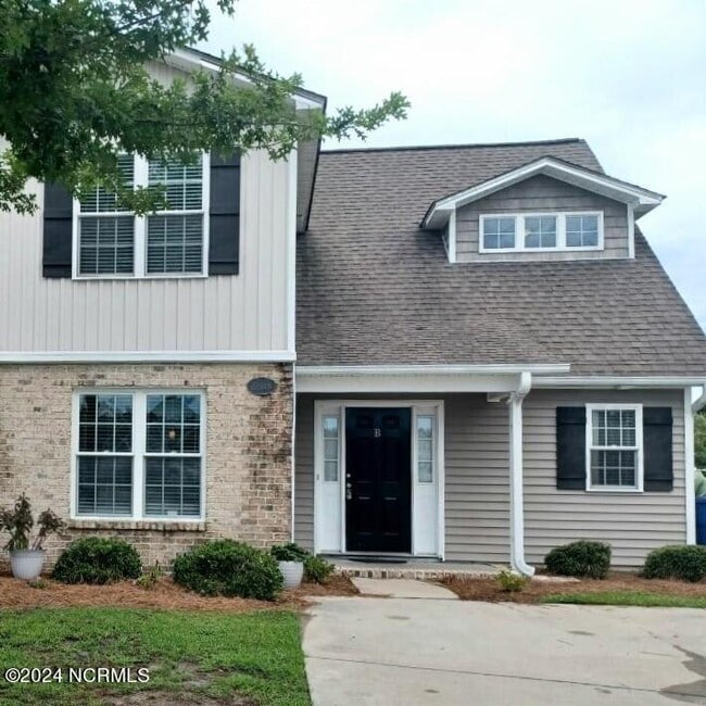 2201 Chavis Dr  
