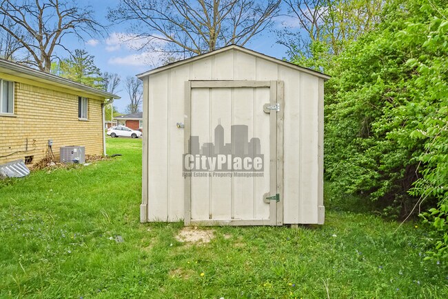 Photo - 1213 Taylor Dr E