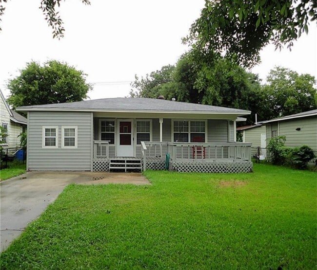 Photo - 36 18th Ave N
