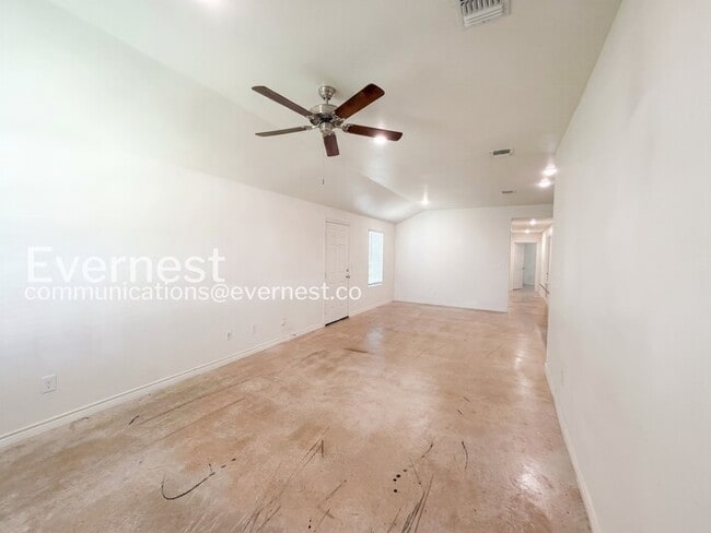 Photo - 2316 Duntov Dr