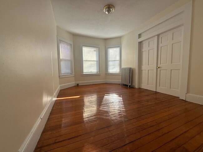 Photo - 27 Forest St