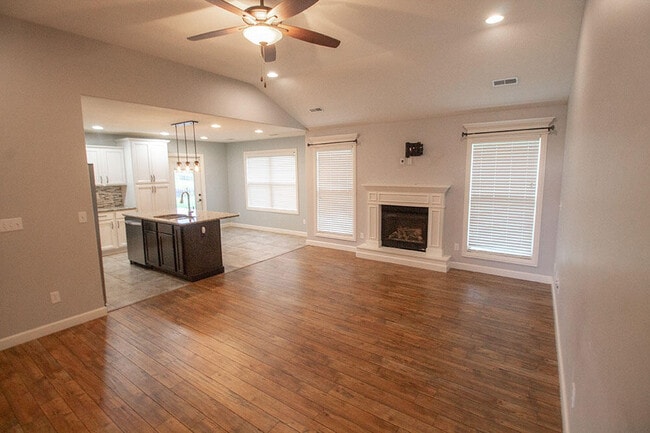 7504 Wellford Ct