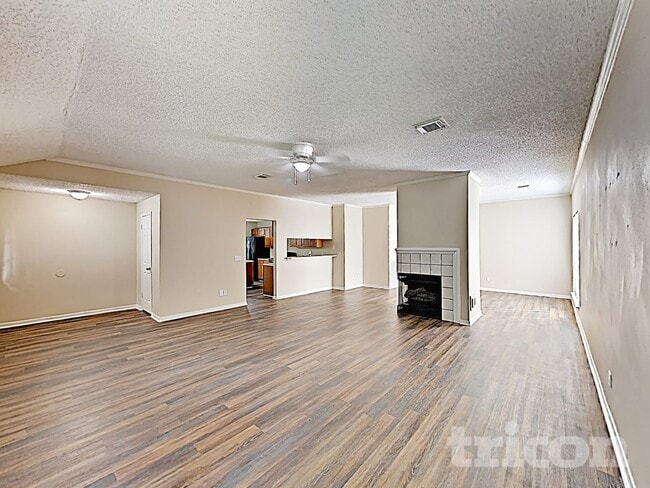 Photo - 13830 Keyworth Dr