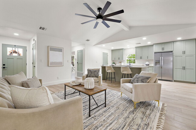 Photo - 10418 Doc Holliday Trail