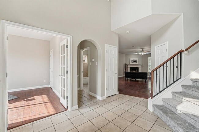 Photo - 1206 Canyon Maple Rd