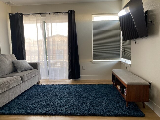 Photo - 2400 S Delaware St