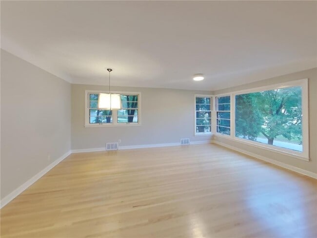 Photo - 3712 Abbott Ave N