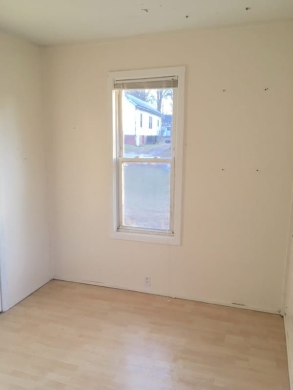 Photo - 906 Oval St House