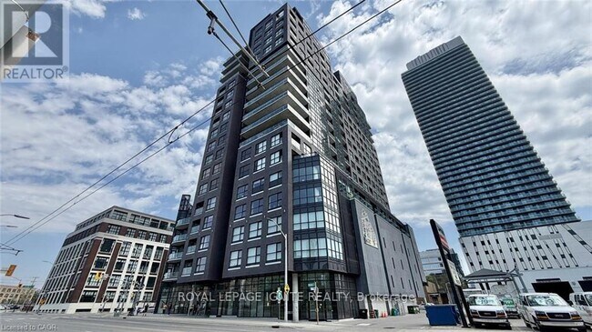 Photo - 1 Victoria St S Unit 1712
