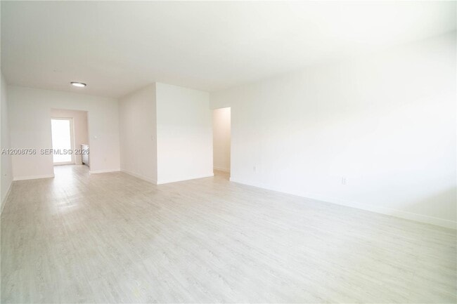 Photo - 1185 98th St Unidad 10