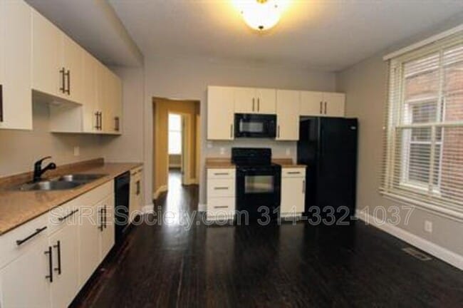 Building Photo - 3620 Hartford St Unit A Rental