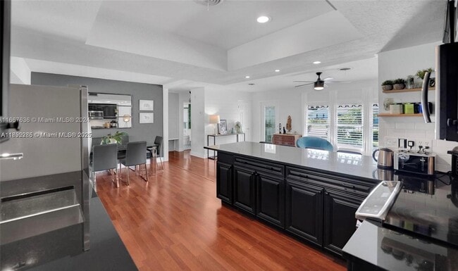 Photo - 640 NW 12th Ave