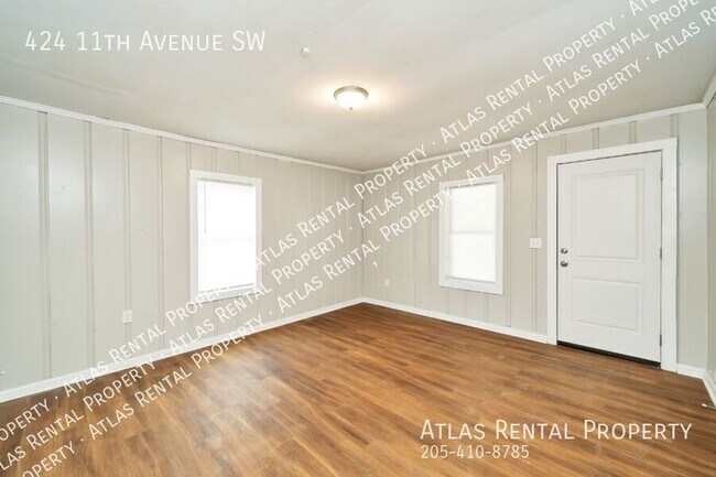 Photo - 424 11th Ave SW