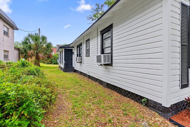 Photo - 412 Harwood St Unit ID1094227P