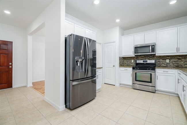 Photo - 17607 Sulphur Strm Ct