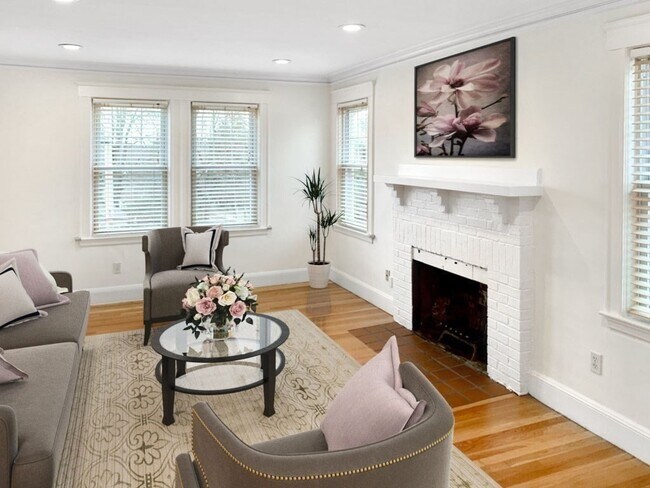 Building Photo - 201 Langley Rd Rental