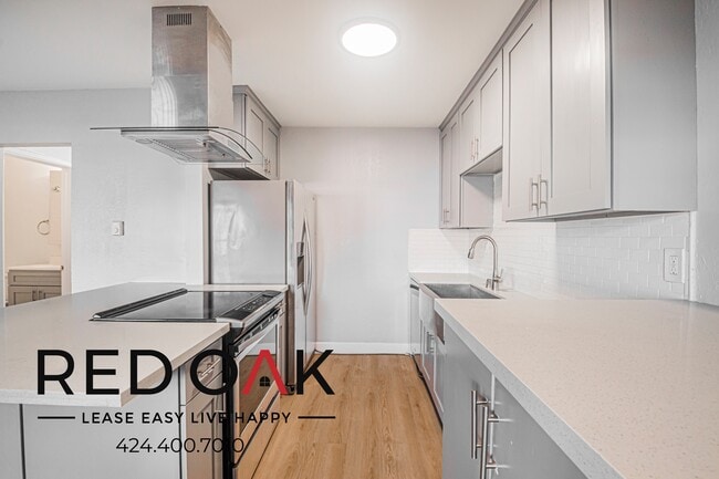 Photo - 927 Daisy Ave Unit 2