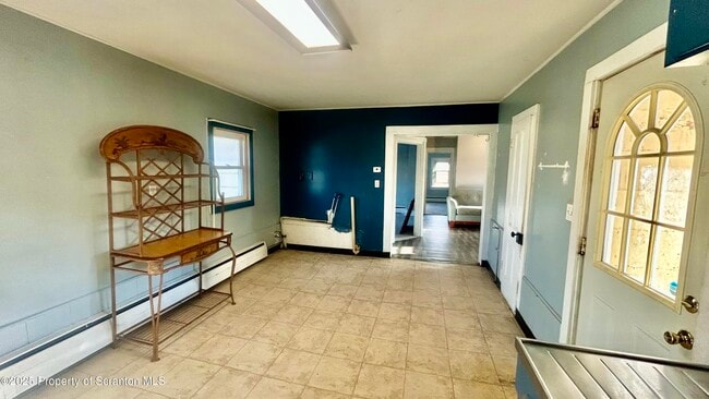 Photo - 5893 E High St