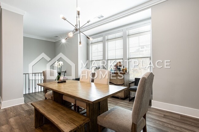 Photo - 3594 Parkhaven Pl