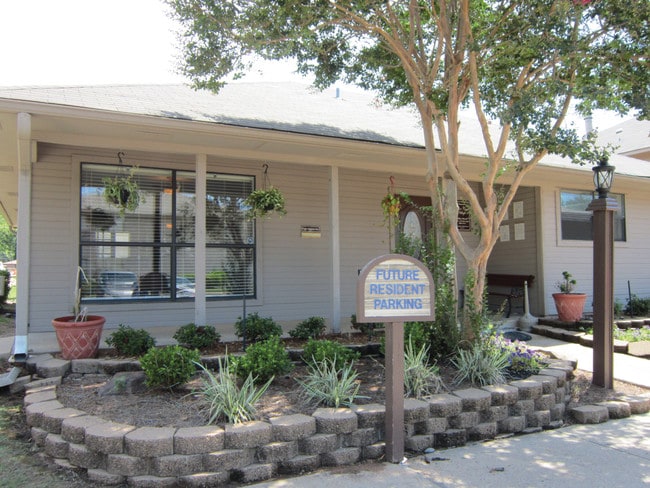 Cedar Creek Village