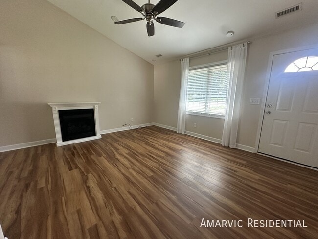 Photo - 1290 Pyrtle Dr