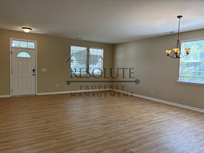 Photo - 4 Spicewood Ct
