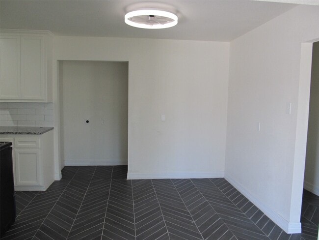 Photo - 1213 Trimm Ave