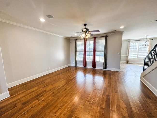 Photo - 713 Briston Ln