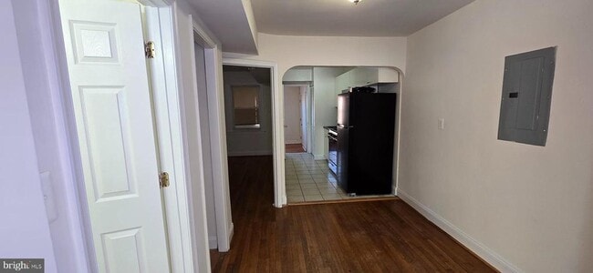 Photo - 1516 F St NE